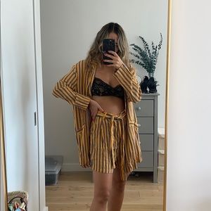 URBAN OUTFITTERS YELLOW STRIPED SHORTS SET SZ M